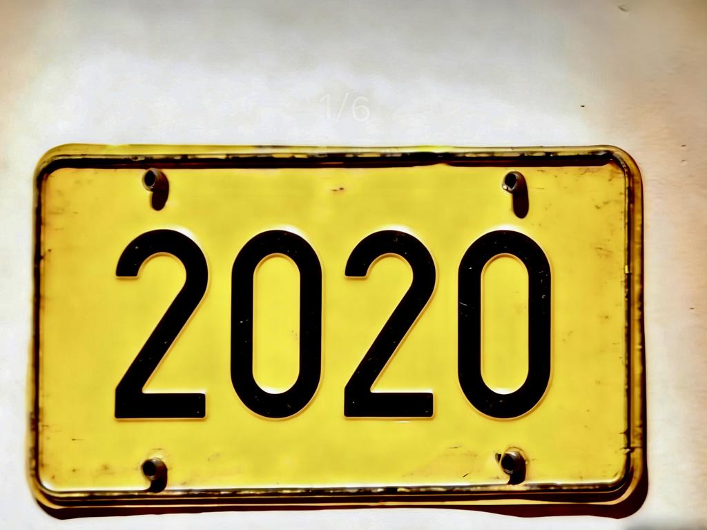 Vintage s Year Number Retro Yellow License Plate Pattern Aluminum Metal Painting High Definition Clear Print Bend Resistant