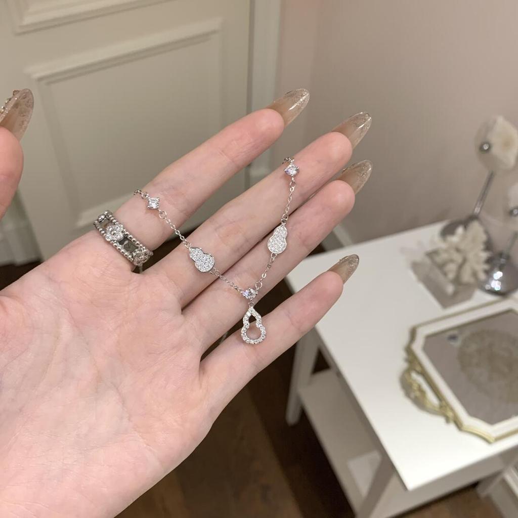 Damen S925 Sterlingsilber Kürbis Halskette mit Voll-Diamant, Leichter Luxus High-End INS Stil Schlüsselbeinkette