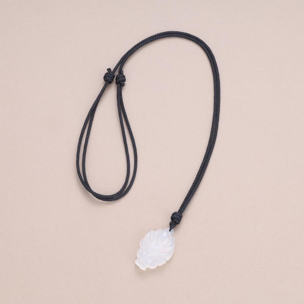 White Agate Fox Amulet Unisex [Koai] Nine-Tailed Necklace,