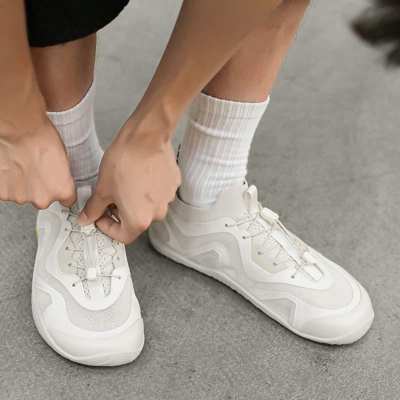 Spring and summer new breathable mesh outdoor sports casual shoes men's wide last soft sole daily versatile no-restraint shoes