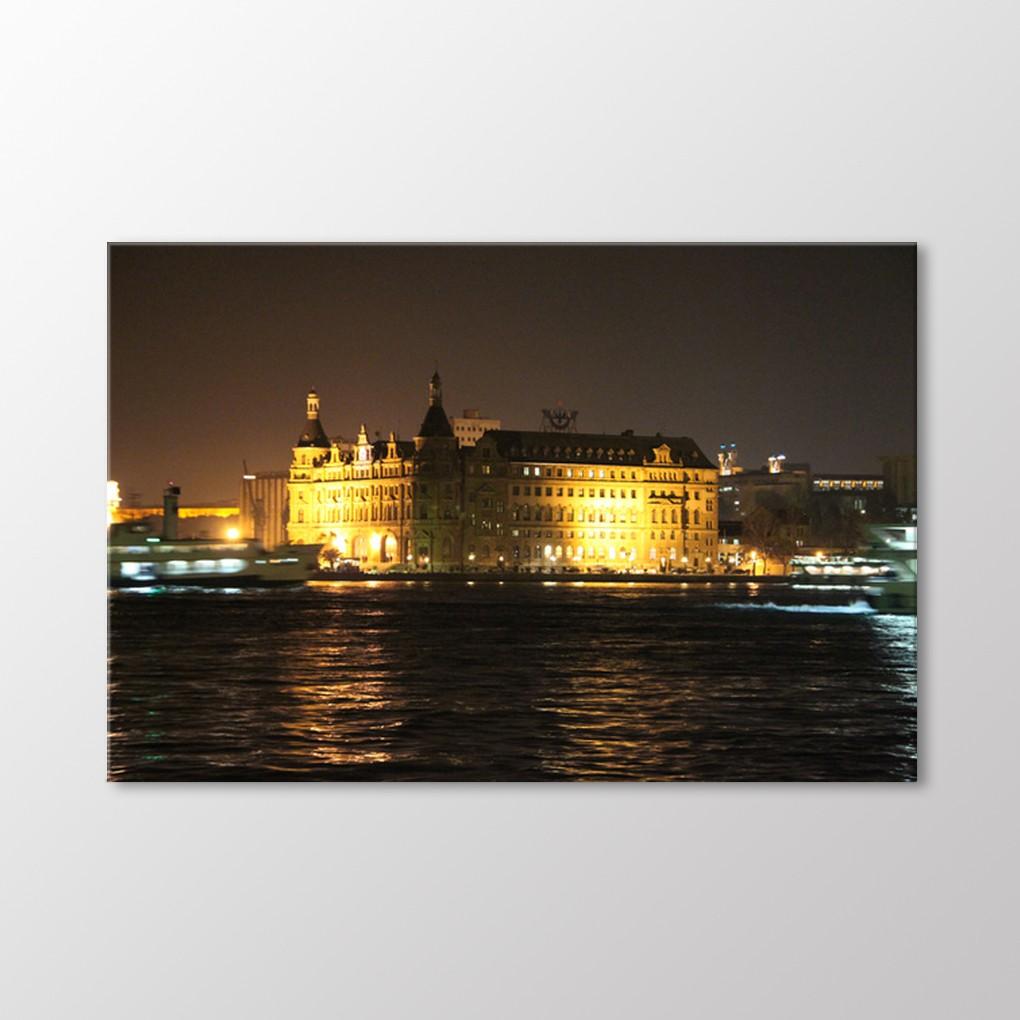 

Живопись на вокзале Хайдарпаша