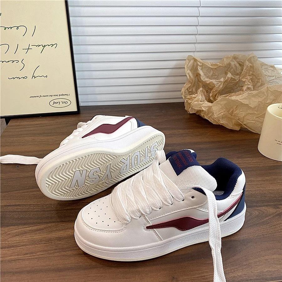 Retro Burgundy Platform Bread Shoes Women's 2025 Autumn New Popular Versatile Student Casual Board Shoes Ins Tide