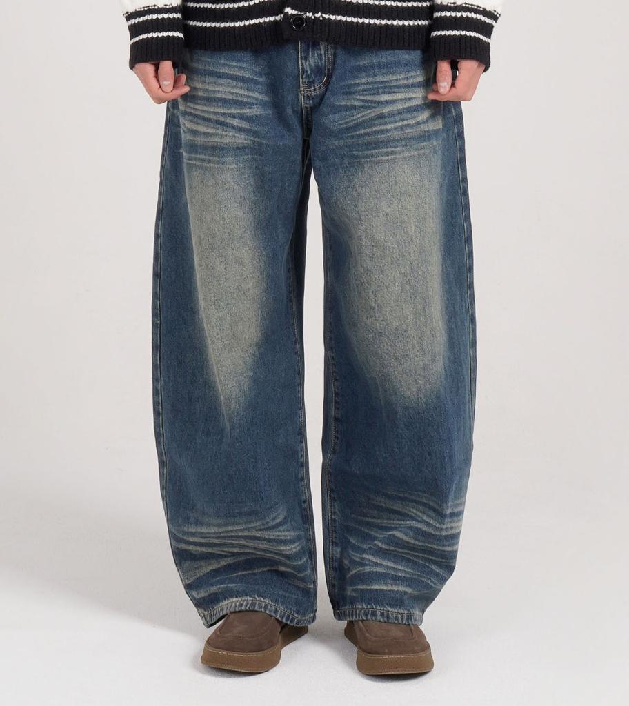 Beoteunseoul Double Catbrush Washed Wide Balloon Fit Denim (Blue)