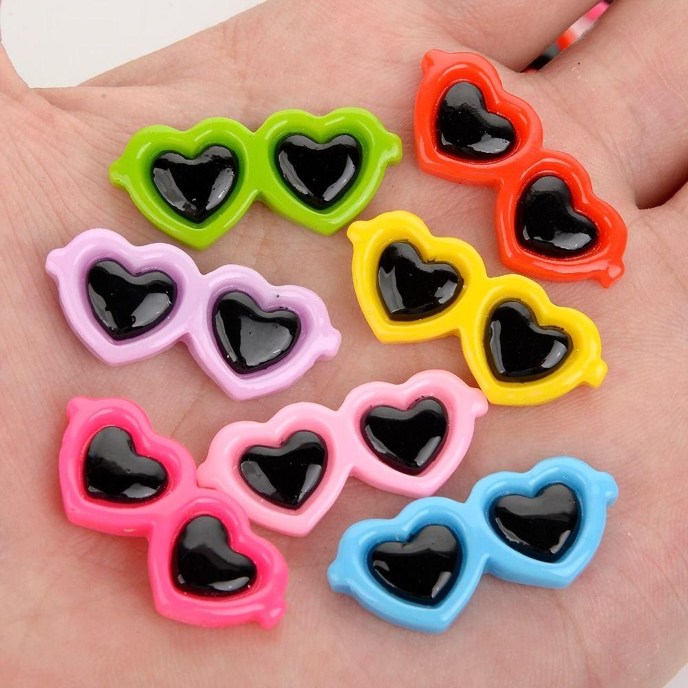 50pcs Heart-Shaped Resin Ornaments Cabochons Simulation Toy Kawaii Resin Mini Sunglasses  Scrapbook