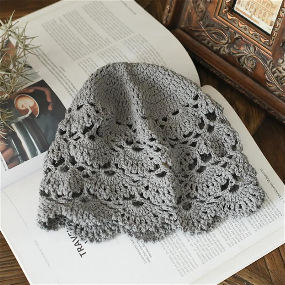 

Handmade Crochet Lace Hollow Head Hat Spring and Summer Retro Casual Turban Fashion Melon Leather Mesh Cap сірий колір