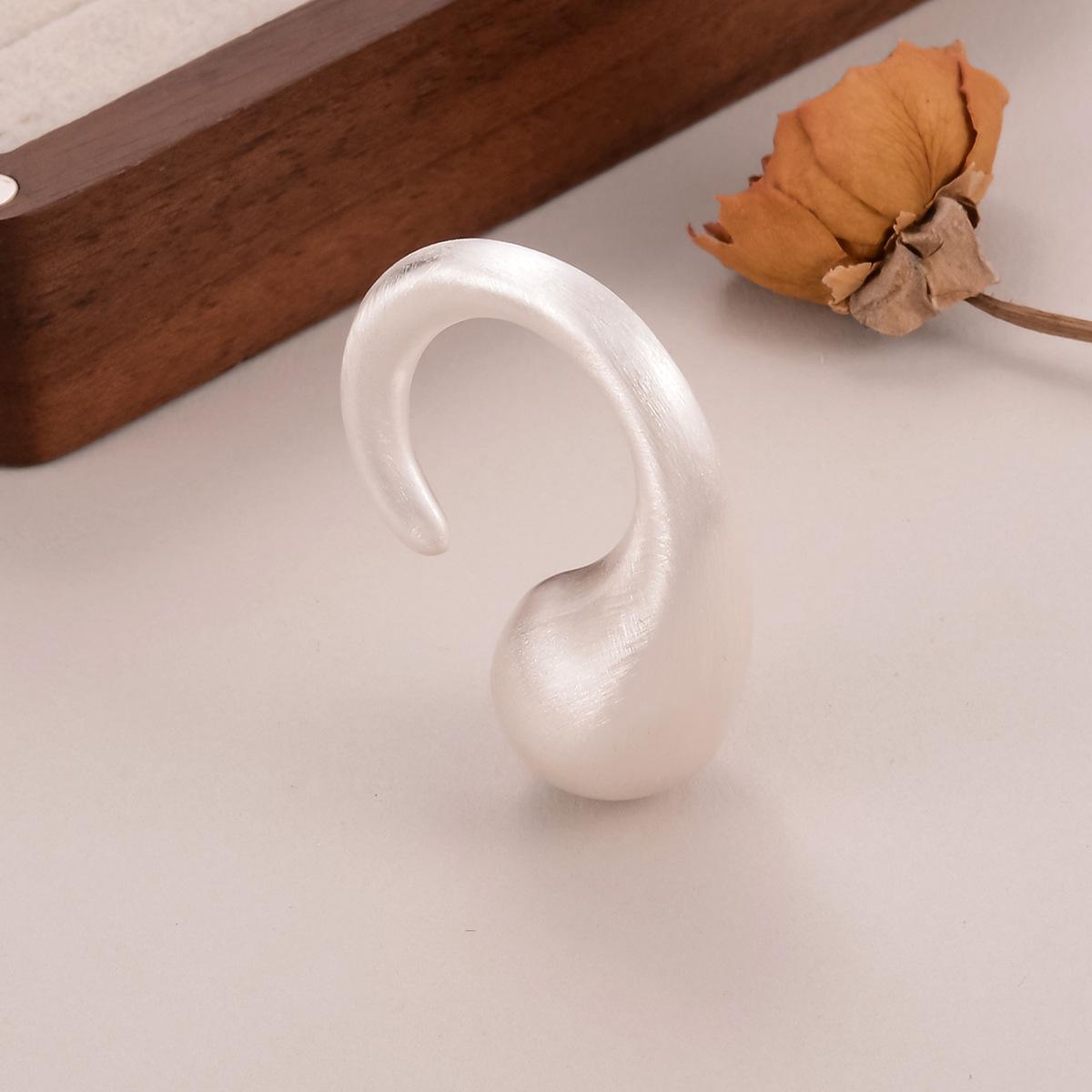 

New European and American irregular design water drop personality exaggerated ring high sense ins style simple open ring jewelry