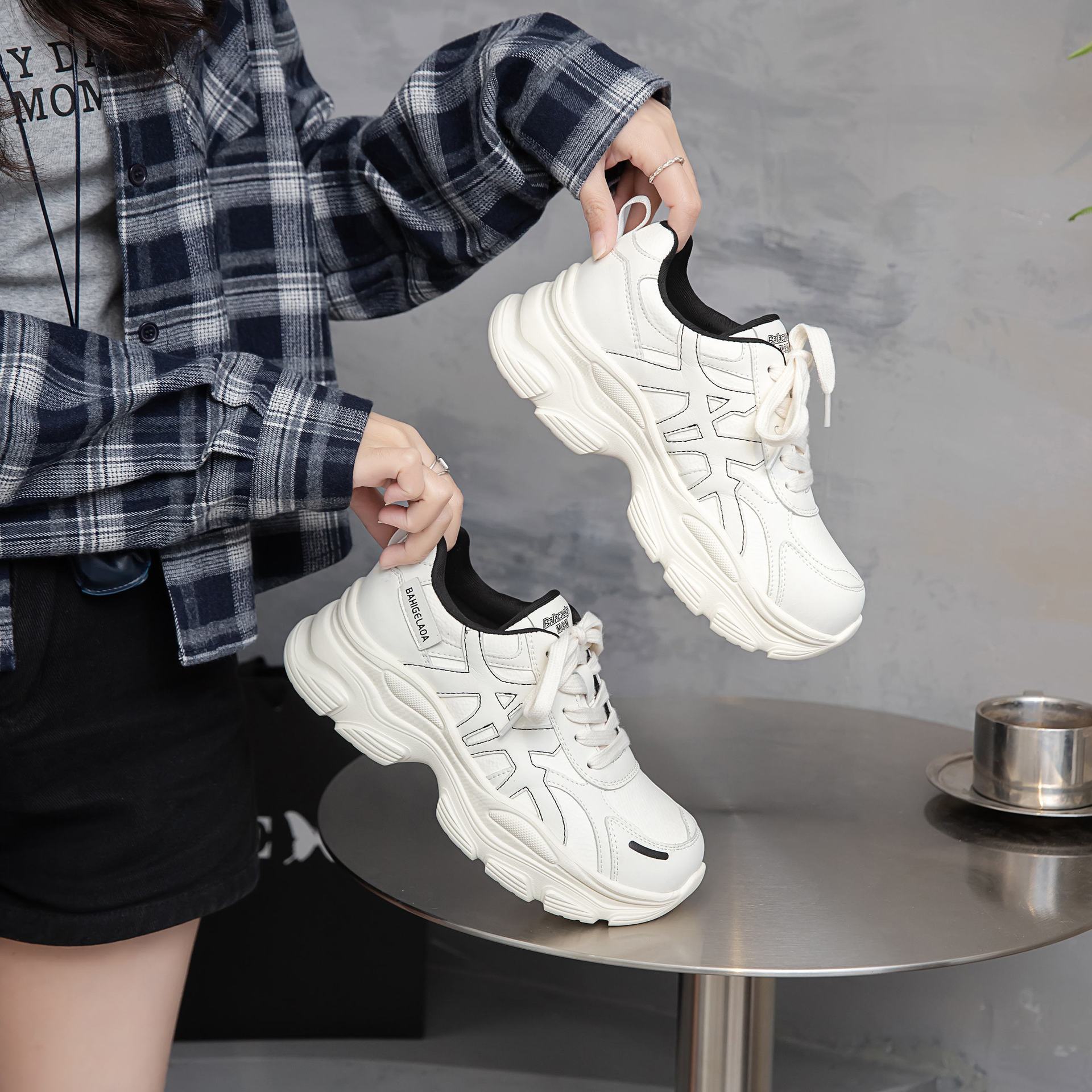 

Leather platform shoes women s new winter super light heightening non-slip comfortable velvet casual sports shoes tide 40