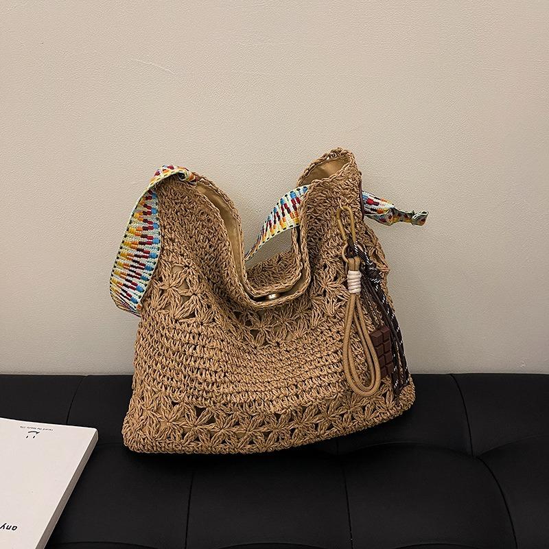 Large Capacity Straw Woven Bag Women's Summer New Vacation Woven Bag Lazy Wind Shoulder Commuter Tote Bag