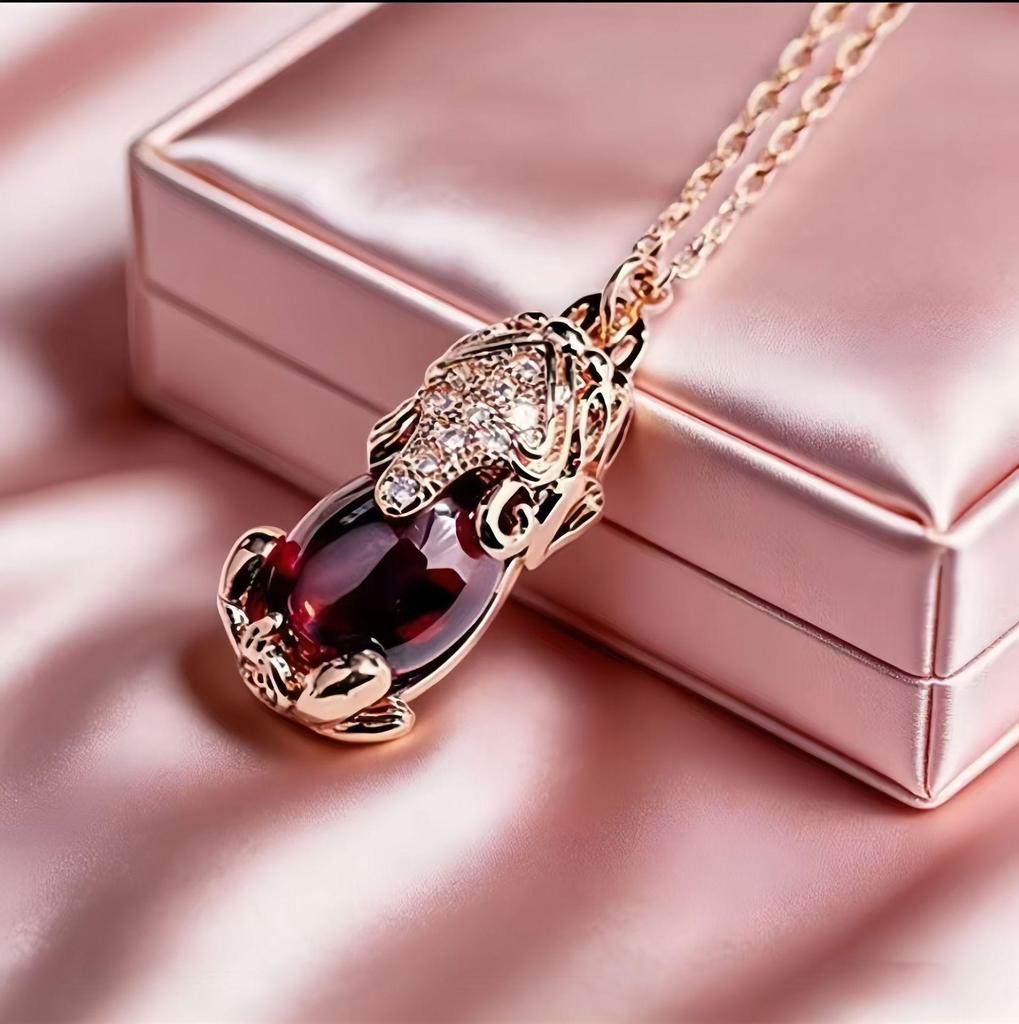 Pixiu Glück Rubin Halskette - Damen Edelstahl, Farbecht, Reiner Natürlicher Rubin Schmuck, Kleine Verzierungen