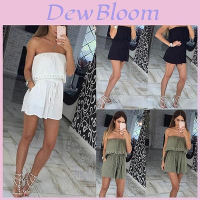 Elegante Mono de Mujer con Pantalones Cortos de Hojas Para un Look Chic de Verano