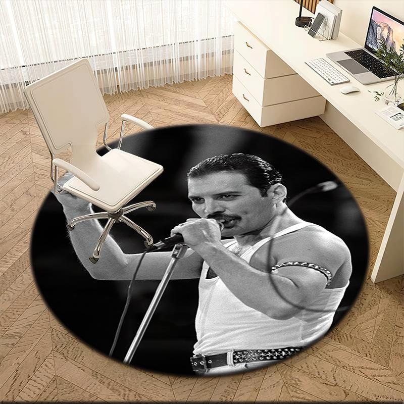 1pc Freddie Mercury Retro Poster Round Carpet Painted Printed Circular Carpet, Home Door Mat, Outdoor Travel Protection Carpet