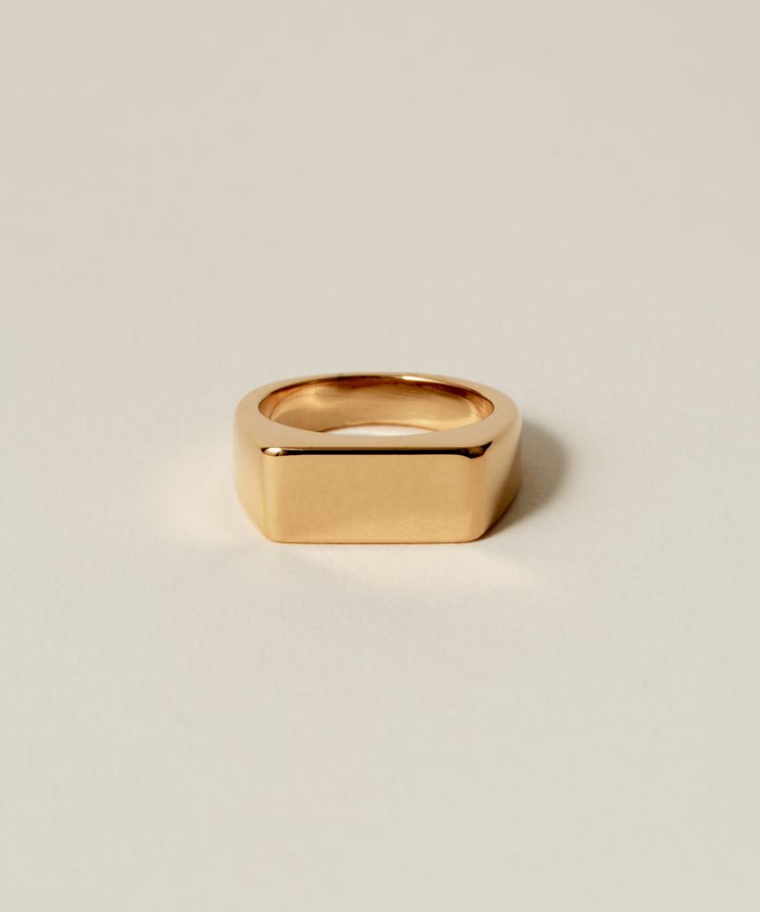 Novice Tokyo Rectangle Signet Ring [Stainless] / Gold
