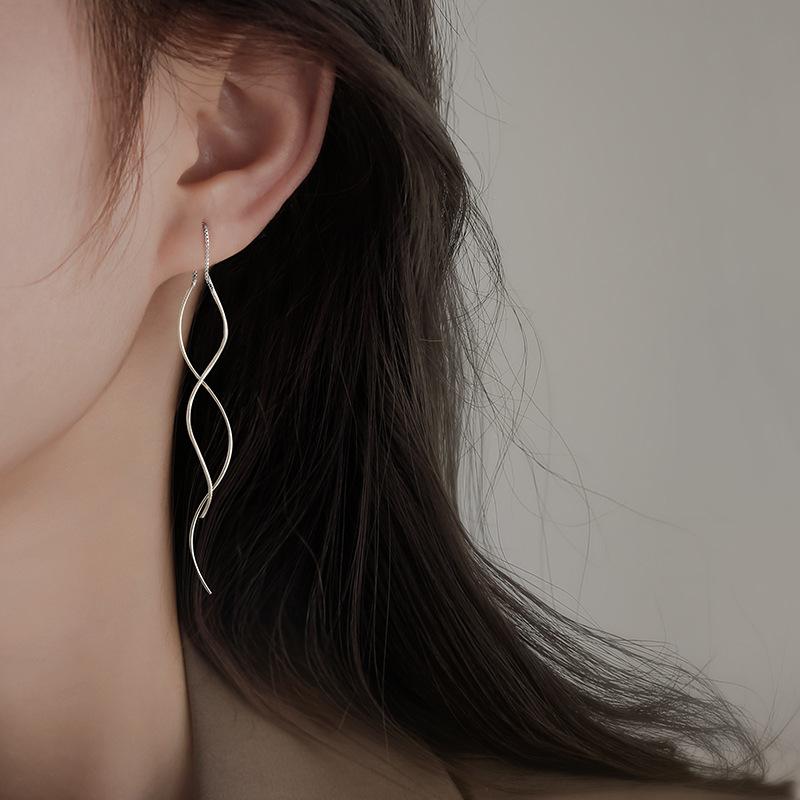 

Wavy Ear Cuffs for Women Summer Slimming Face Trendy Earrings Unique Accessories