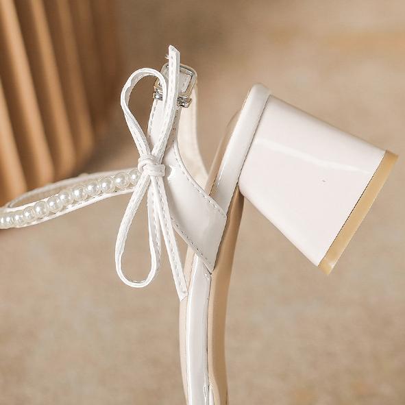 Женские босоножки на массивном каблуке. Летние босоножки на высоком каблуке — фото 14