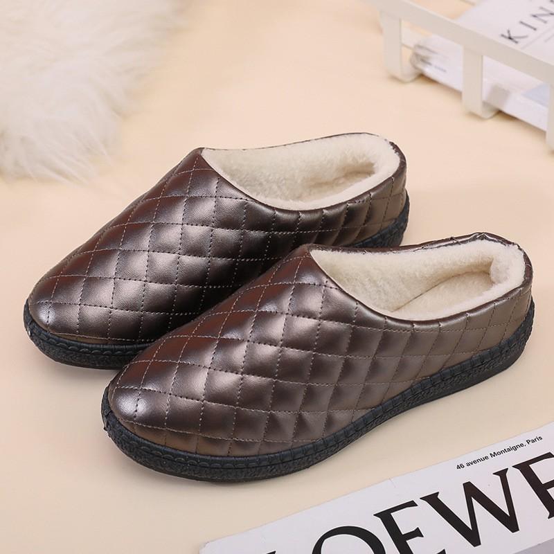 Womens Winter Warm Fleece-Lined Slipper Shoes With Non-Slip Sole Home Indoor Use PU Upper Flat Comfortable Slippers