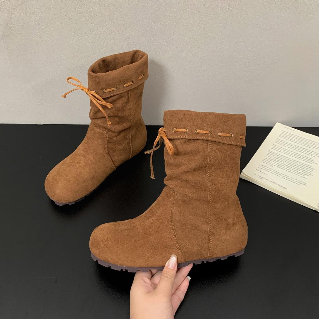 Brown retro inner height-increasing flat boots children's 2025 new autumn versatile skirt soft-soled Maillard short boots
