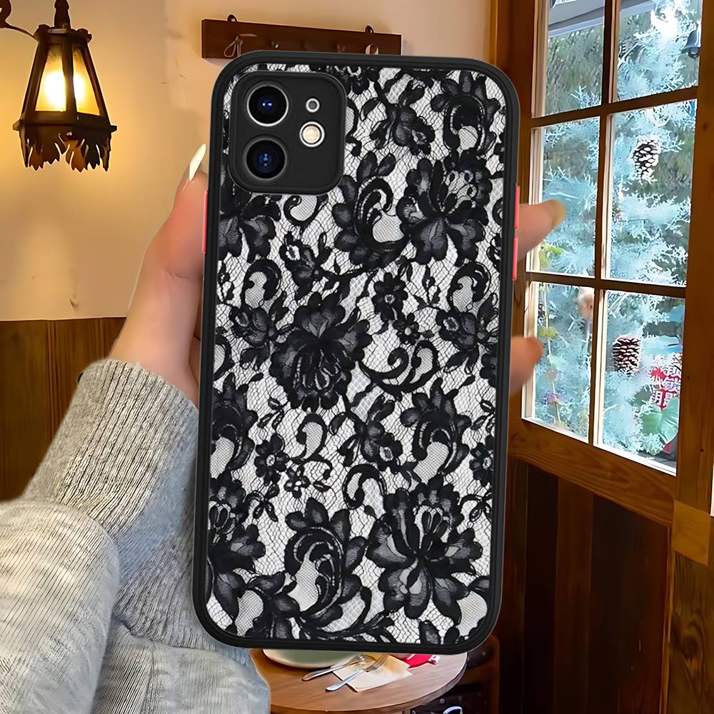Black Lace Pattern Personalized Mobile Phone Case For IPhone 16 15 14 13 12 11 Pro Max 7 8 6 6s Plus Matte Cover