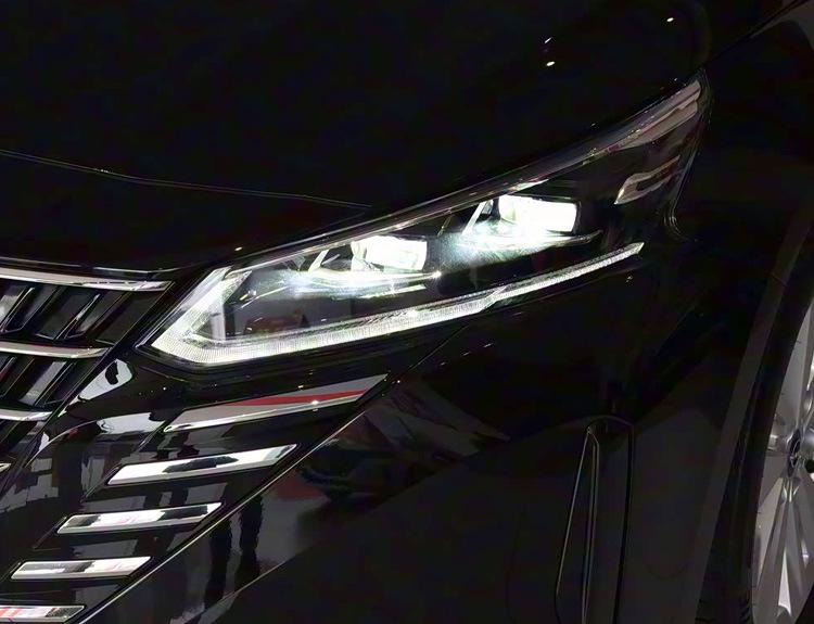 LED Projector Headlights with DRL & Turn Signals for 19-21 Nissan Altima