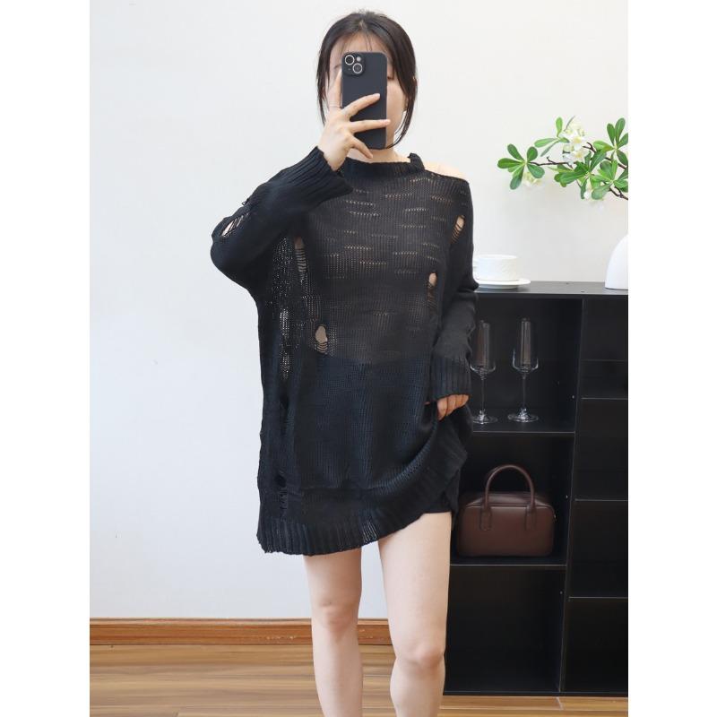 Medium and long Spice Girl off-the-shoulder thin knitted sweater top, early autumn new ripped loose blouse pullover woman