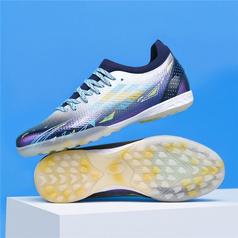 Colorful Electroplated Bottom Couple Teen Student Game Training TPU Seamless Low-top Football Shoes