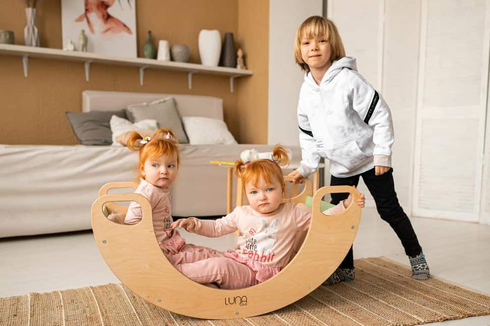 Wooden rocker board Sunny - gray