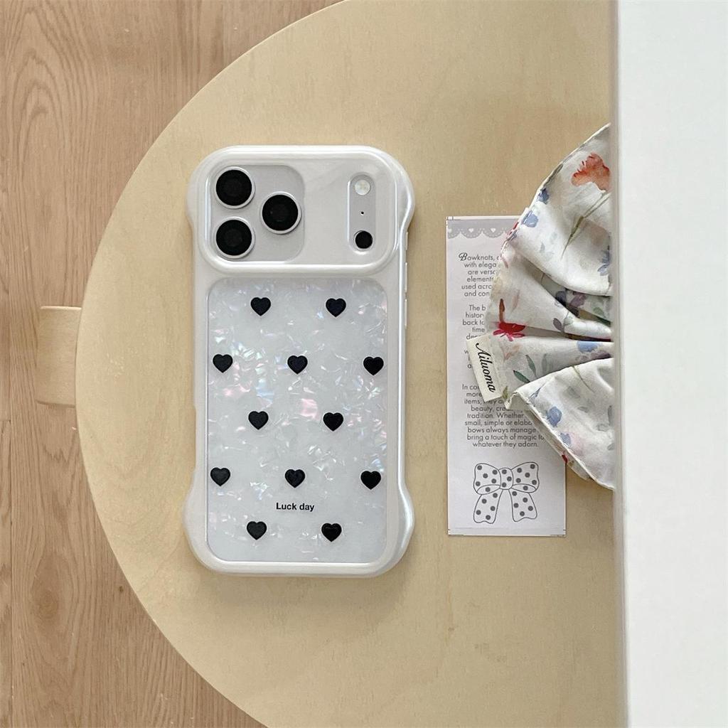 Heart Texture Anti-Fall Phone Case for iPhone 15/16/17 Pro Max