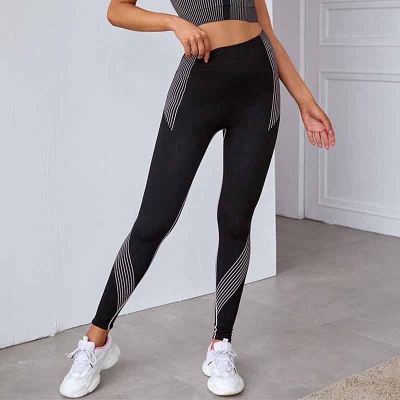 European & American Seamless Yoga Set: Elastic Vest & High Waist Hip-Lifting Long Pants