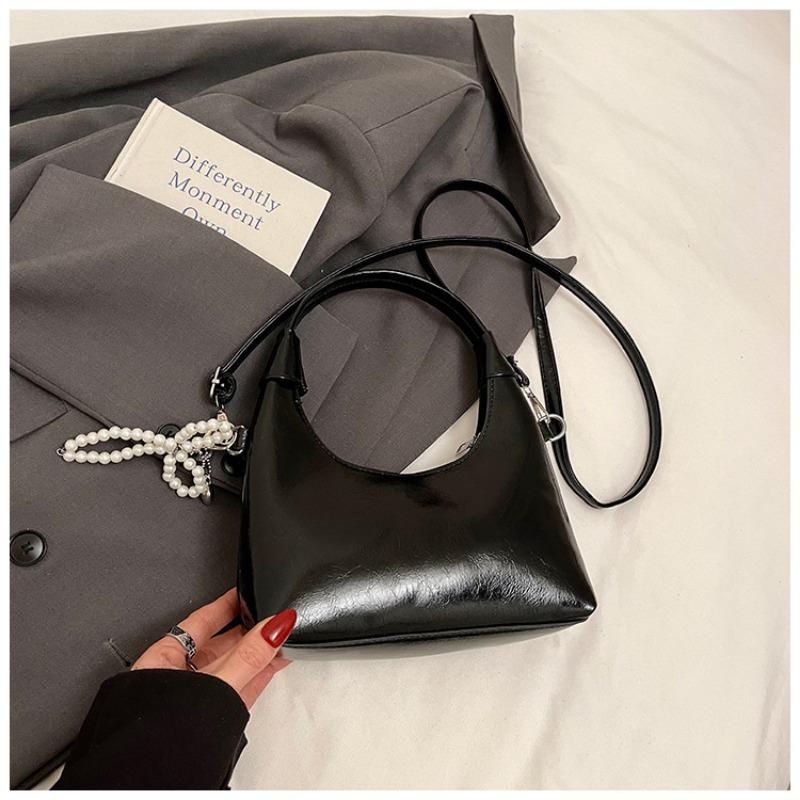 New summer chain niche texture handbag shoulder messenger bag popular versatile crescent bag women