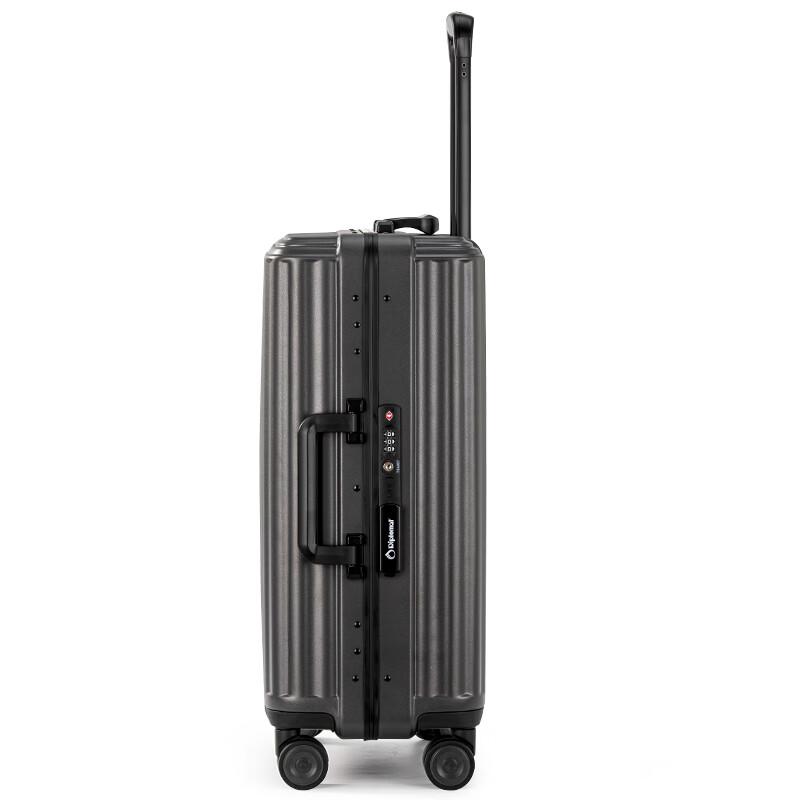 Diplomat DS-13090 Business Hardside Luggage