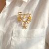 Lovely Beach Themed Alloy Brooch Featuring Shell And Starfish Decorative Chain Chest Flower For Casual Wear