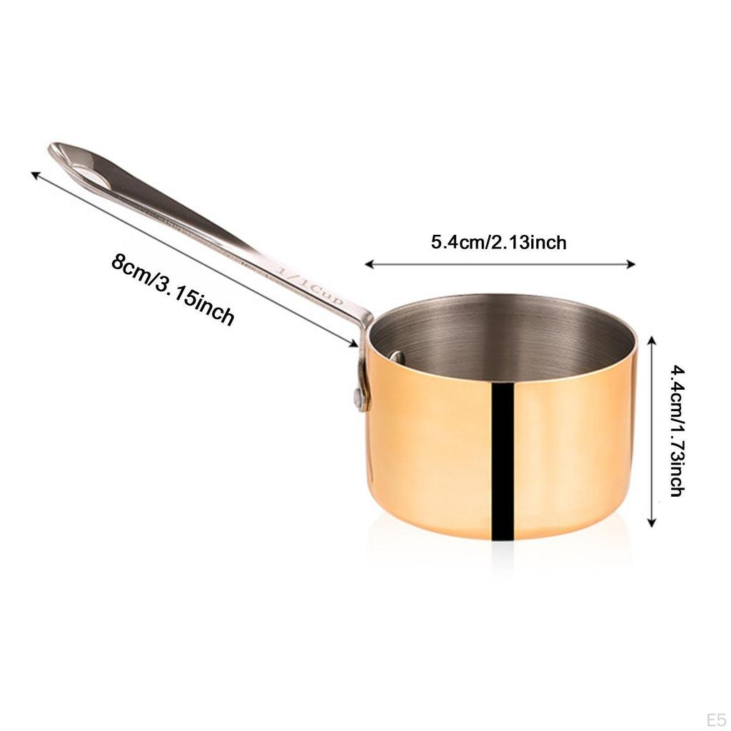 Kompakt kastrull med handtag för matlagning och servering