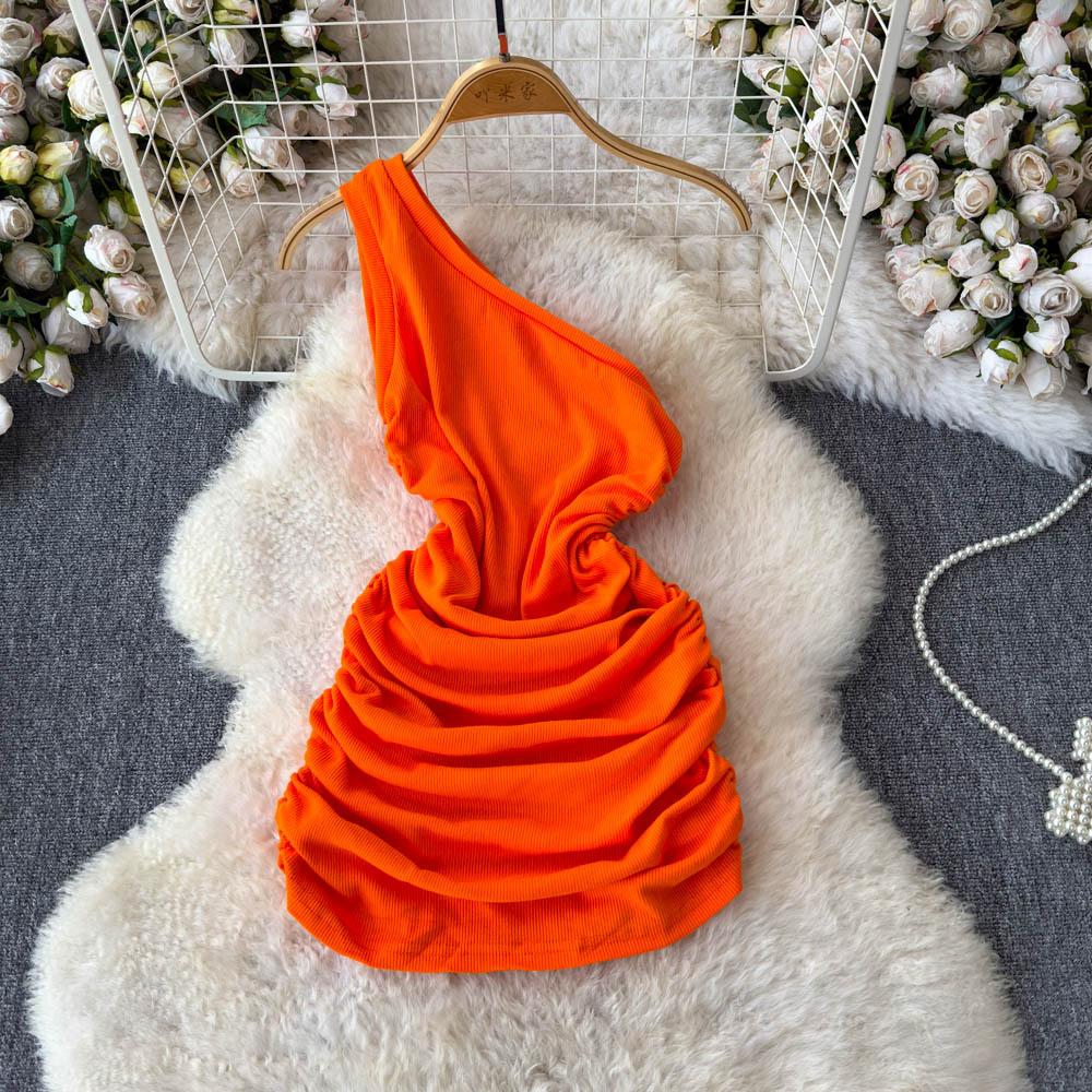 A Slanted Collar Dress for Spring Slimming and Shaping Women's Wear