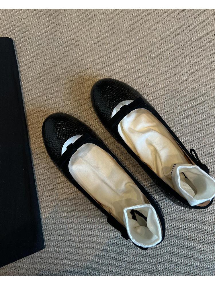 

Early spring single shoe girl 2025 new retro fairy evening ballet flat bottom shallow mouth gentle one pedal commuting ladyshoes 35