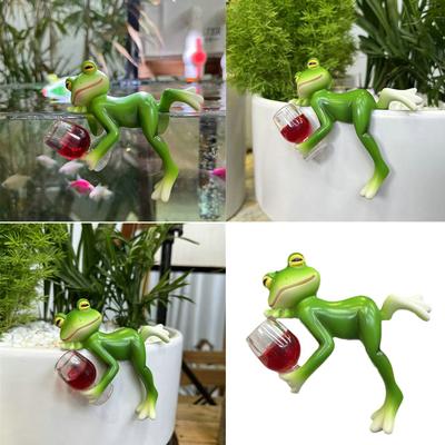 Detailed Frog SculptureHangings Lightweight Frog Ornament Decorative Display Suitable For Parties Or Exhibitions