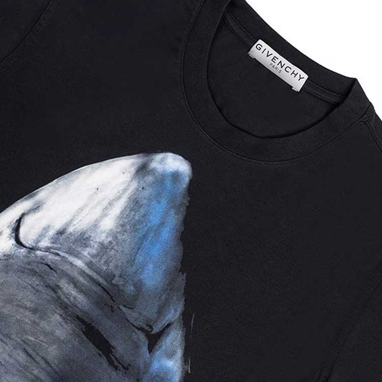 Givenchy Shark Printed Crewneck T Shirt BM70483Y0H-001