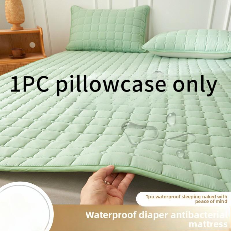 Waterproof Urine Barrier Quilted Mattress Pad for Home Bedroom Dormitory Soft Cushion Bed Protector Non-Slip Mat