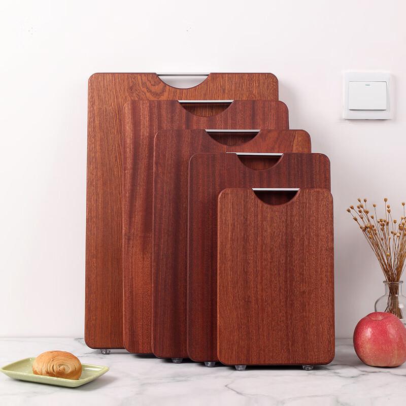 

Solid Wenge Wood Cutting Board with Flat Handle