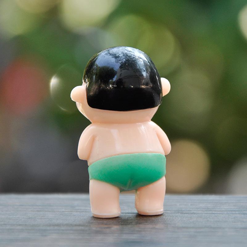 4Pcs/Set Cartoon Anime Crayon Shin Chan Action Figures Collection PVC Model Doll Kawaii Toys Desktop Decoration Birthday Gifts