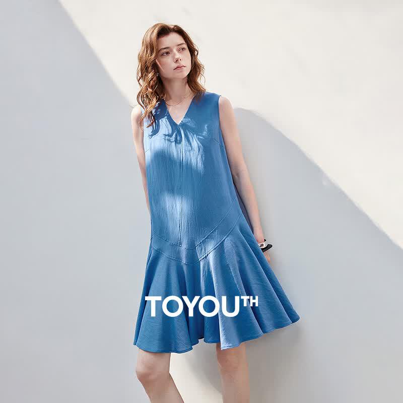 

Chuyu Lyocell V-Neck Sleeveless Midi Dress M