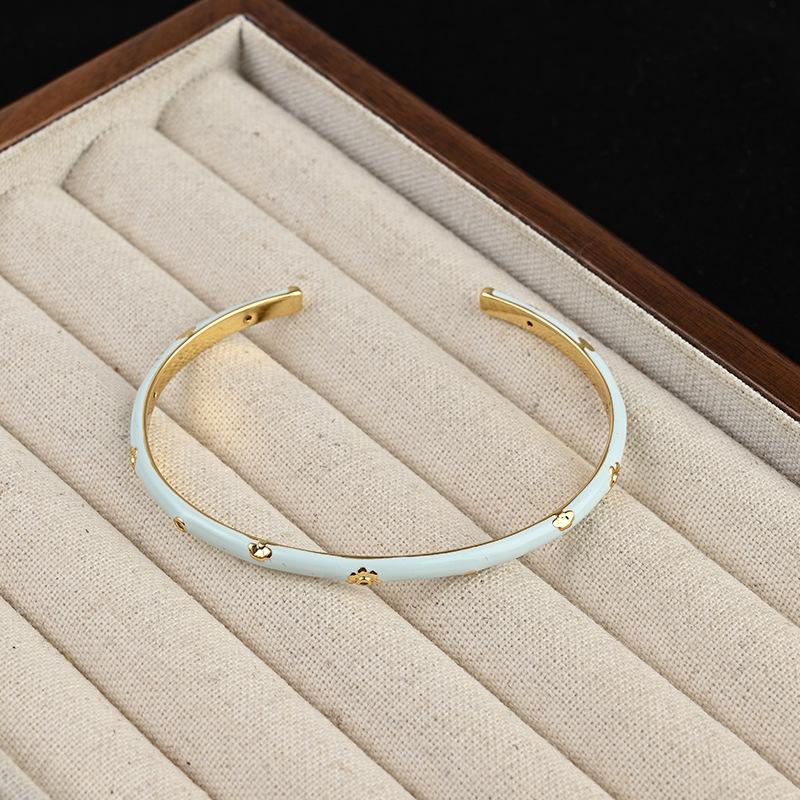 

Элегантный эмалевый браслет с цирконами: Женский браслет-бэнгл класса люкс, можно носить в стопке, для повседневной носки светло-синий