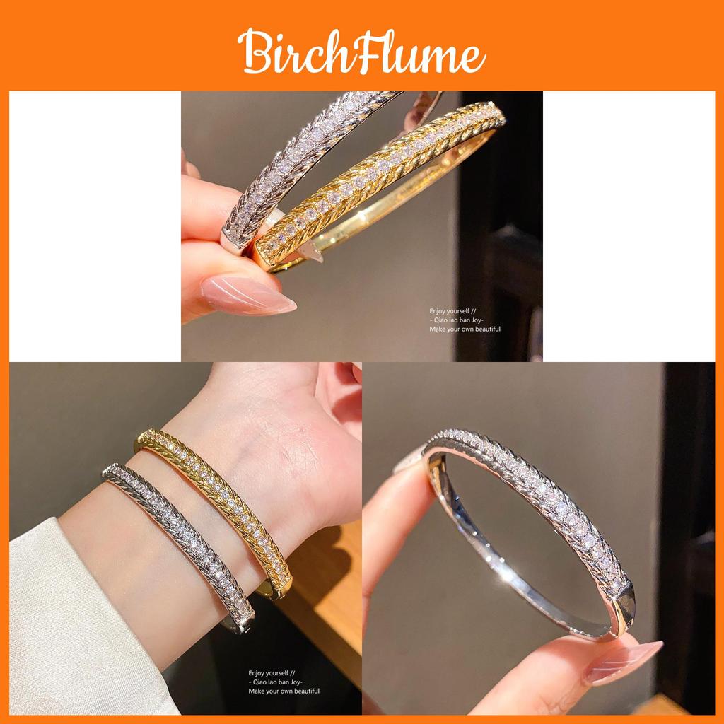 Copper Zirconia Textured Clasp Bracelet With Elegant Design For Women
