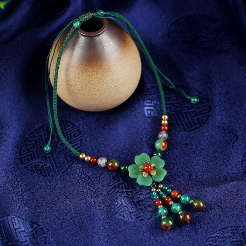 Collar de Flor de Ágata Verde Vintage para Mujer GEMCHIC Estilo Étnico Gargantilla con Borla de Cuentas de Cristal Joyería