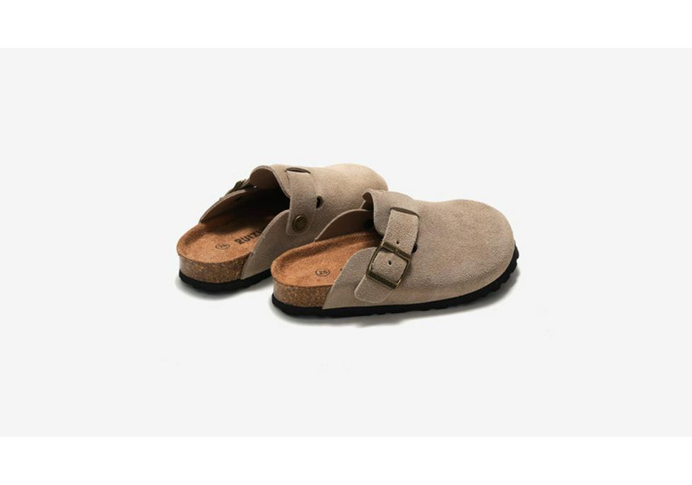 RUIZUSTOCK Kids' Cork Slippers: Soft Autumn/Winter Beach Shoes, Closed-Toe Matte Leather for Boys & Girls