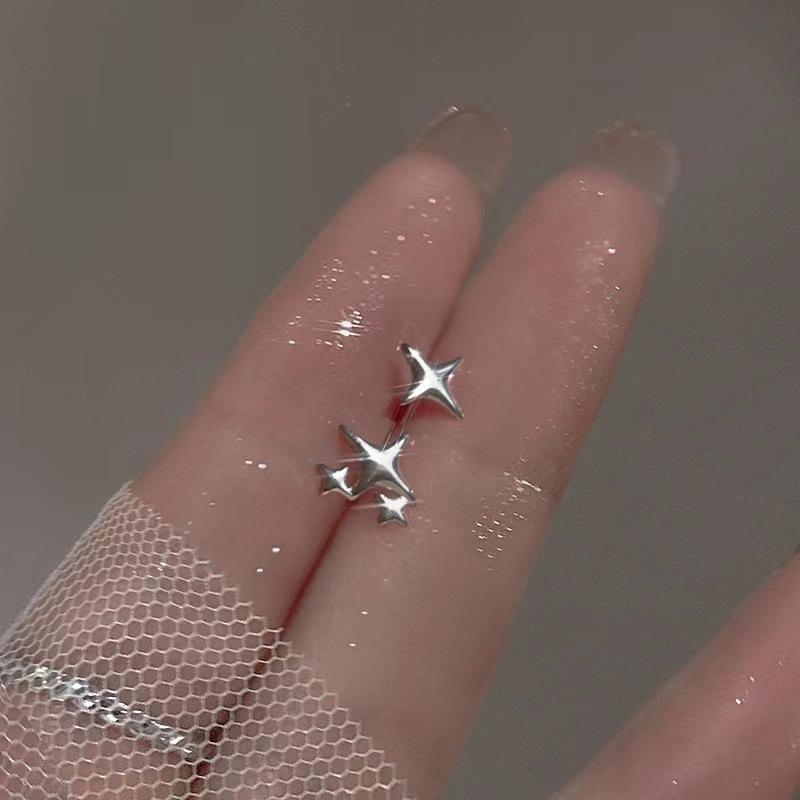 S925 Silver Asymmetric Cute Space Astronaut Planet Opal Stud Earrings For Women Silver Color Lovely Simple Ear Piercing Jewelry