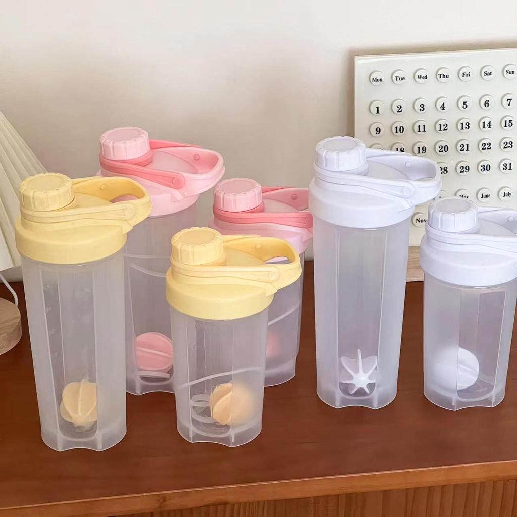 Smoothie Shaker Cup with Scale: Protein & Electrolyte Mixer, Plastic Sports & Fitness Water Bottle