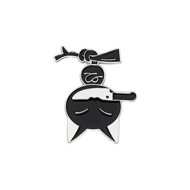 Playful Black Cat Brooch with Knife Design – Unique Animal Accessory