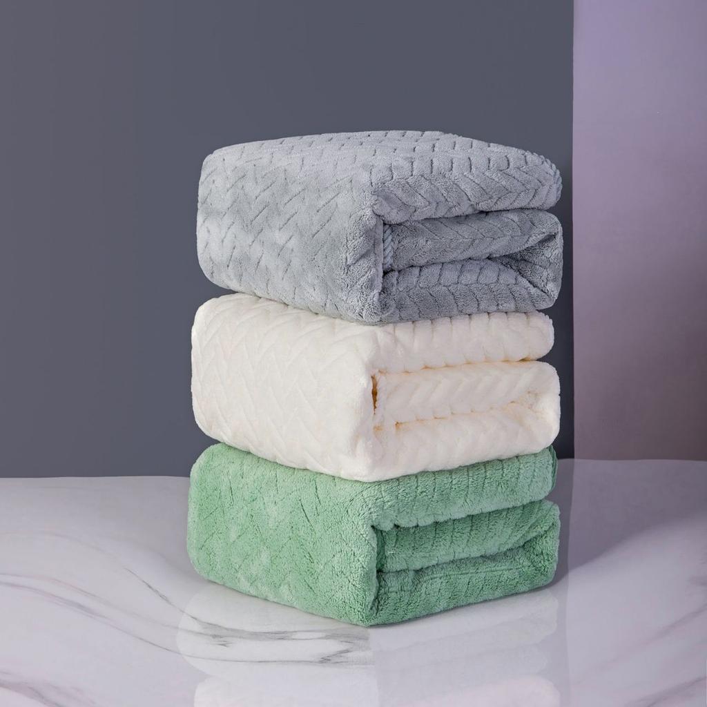 Thickened Towel, Coral Velvet Quick Drying Hair Towel, Male and Female Students, Absorb Water, Wash Face, Soft Bath Towel
