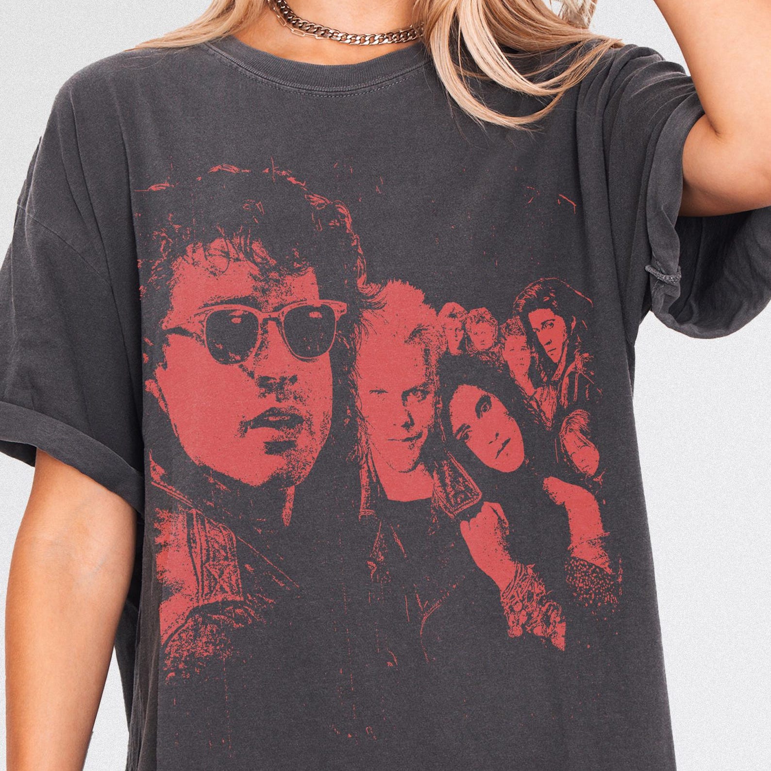 Retro 80s Vampire Movie T-Shirt, Horror Lost Film Graphic Tee Shirt XL