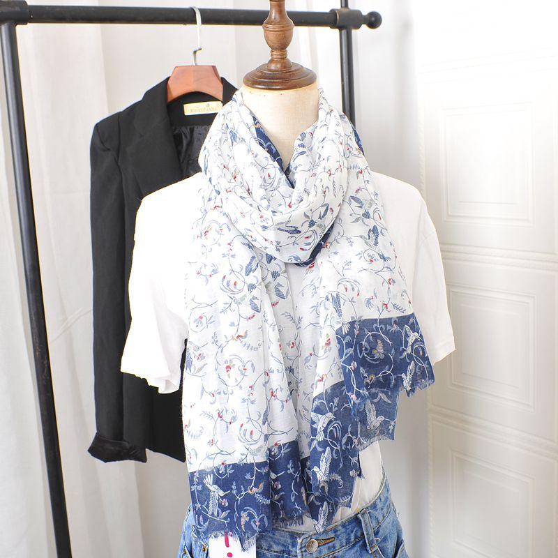 Ethnic Style Blue and White Porcelain Cotton and Linen Scarf, Women's Artistic Shawl, Travel Sunscreen Scarf, Office Shawl