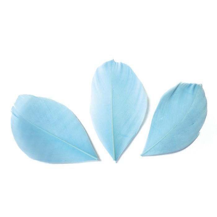 50 Cut Feathers - Light Blue 6 Cm